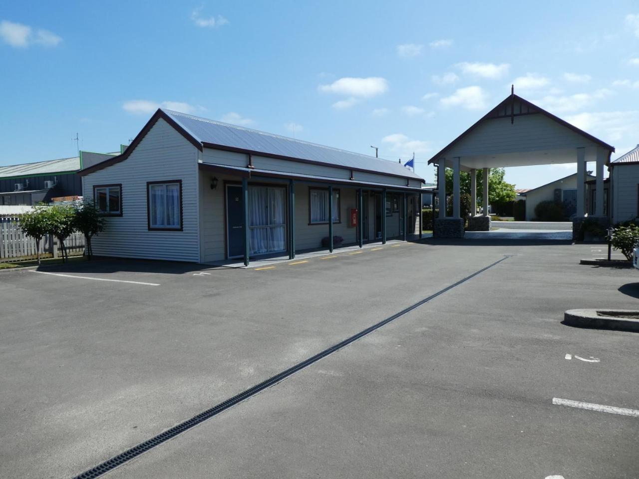 Fergussons Motor Lodge Waipukurau Ngoại thất bức ảnh