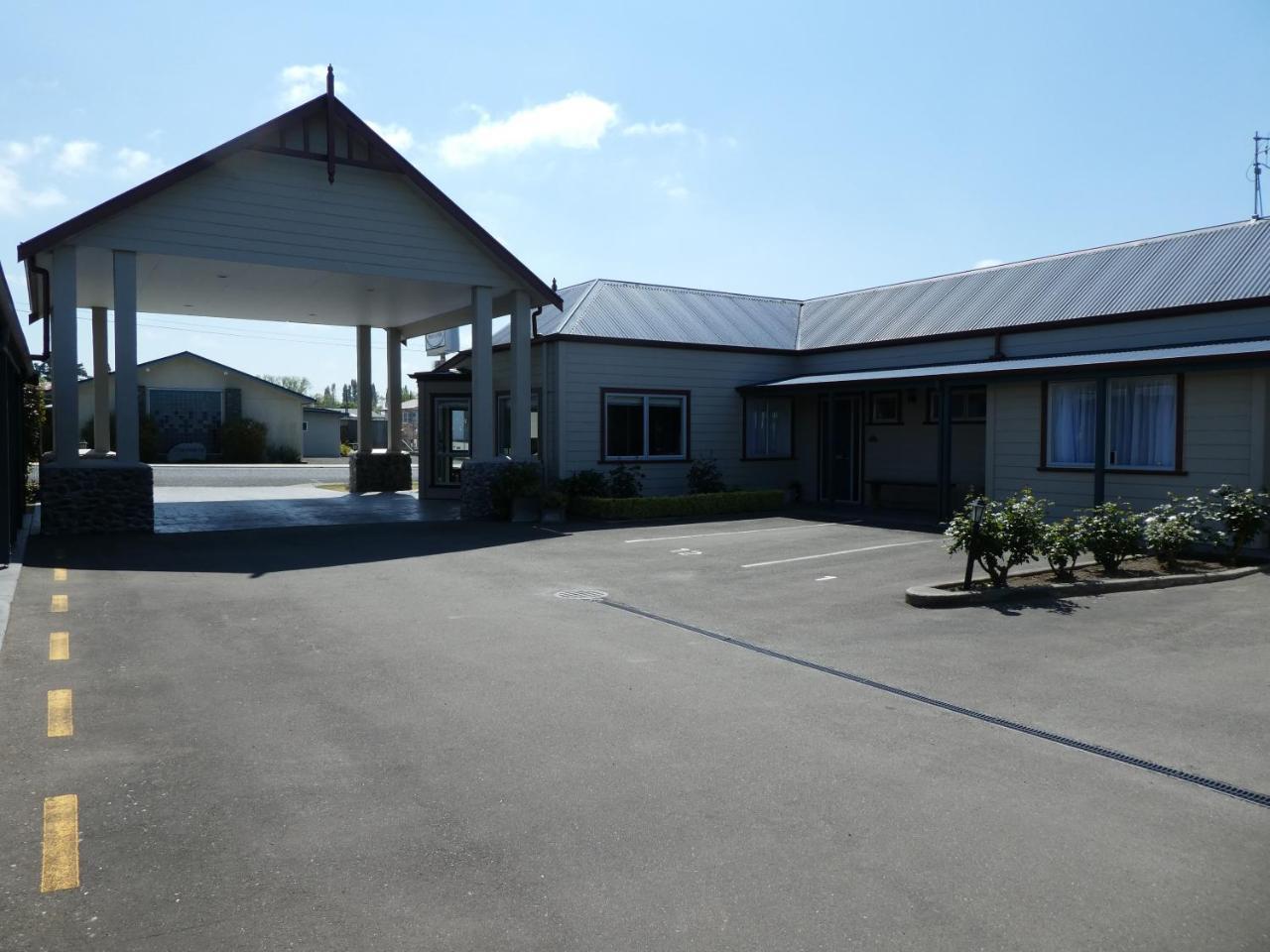 Fergussons Motor Lodge Waipukurau Ngoại thất bức ảnh